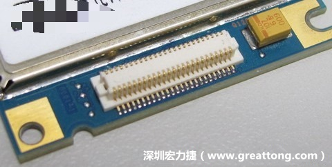 PCBA大講堂：板對板連接器下面裸銅設(shè)計(jì)，造成模組功能不良