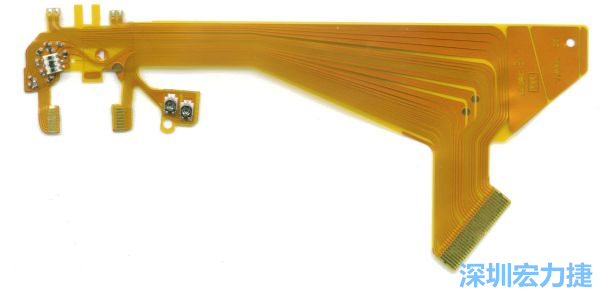 針對消費(fèi)性電子產(chǎn)品的外型設(shè)計(jì)，F(xiàn)PC可以做任意形狀的適應(yīng)性線路設(shè)計(jì)。