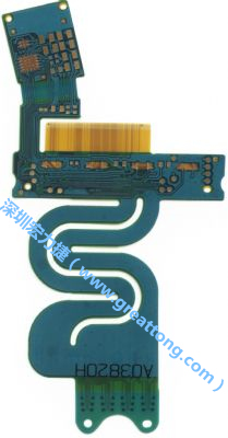 針對需要大幅撓曲應用的特殊結構造型，F(xiàn)PCB可進行彈性雷射裁型，讓FPCB材料的撓曲能力更佳。